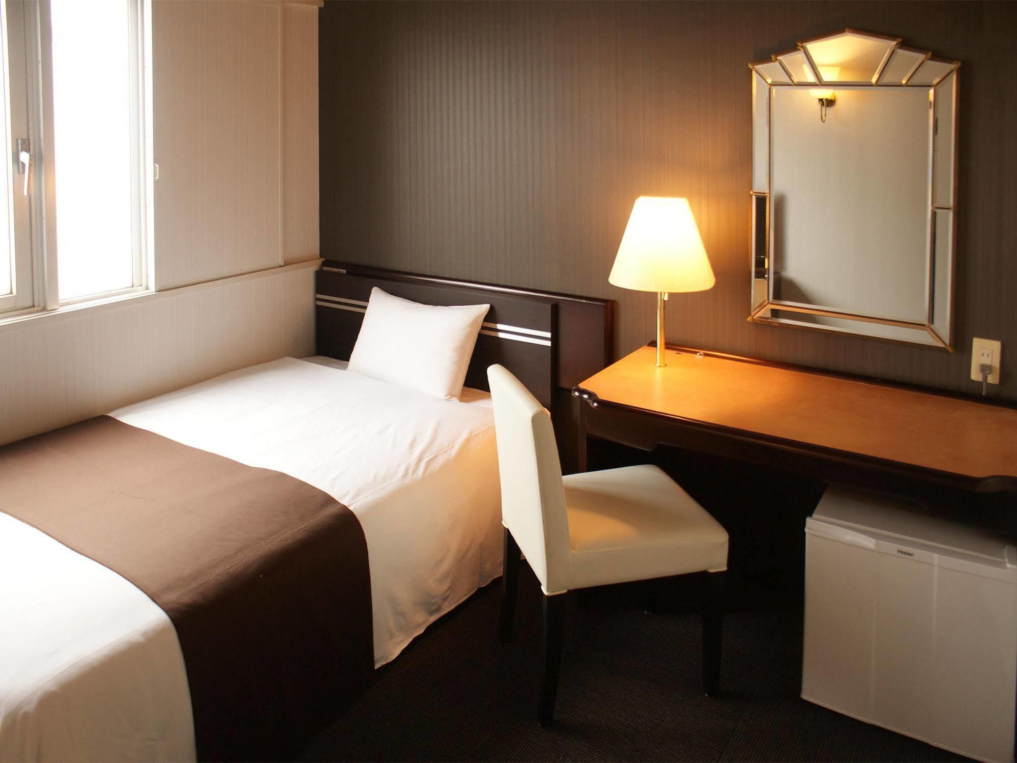 Hotel Livemax Budget Naha Luaran gambar
